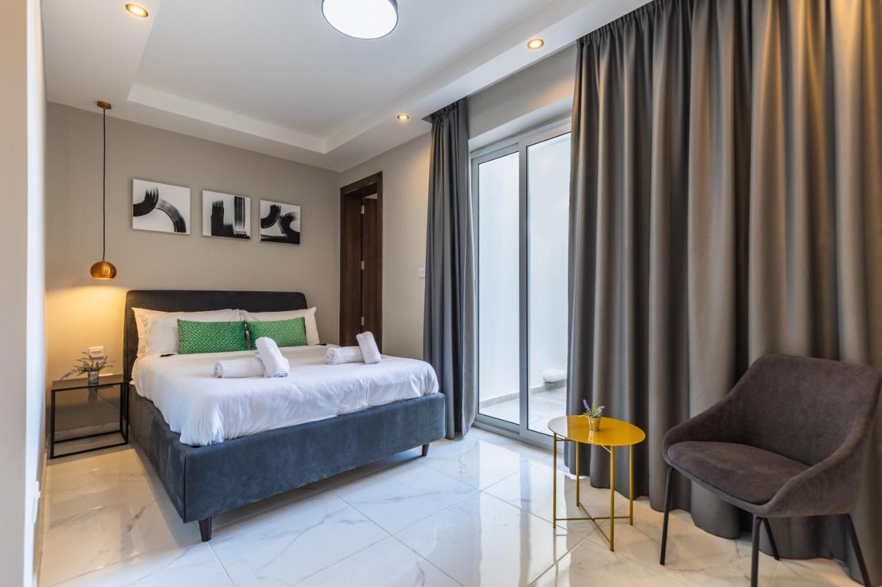 Brand New With Terrace St Julians - Sleeps 4 Saint Julian's
