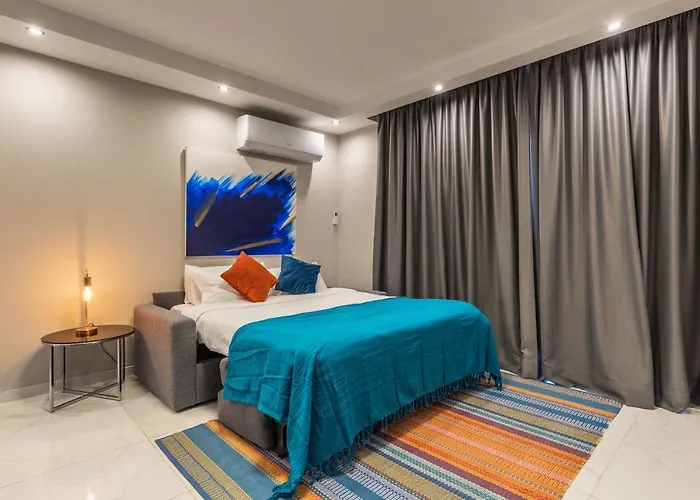 Brand New Apartment With Terrace St Julians - Sleeps 4