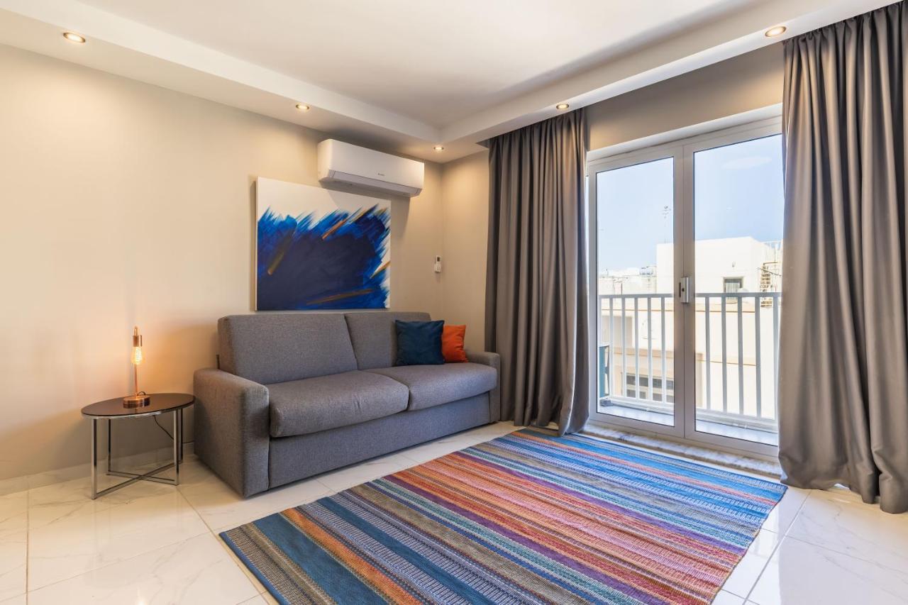 Brand New With Terrace St Julians - Sleeps 4 Apartment *